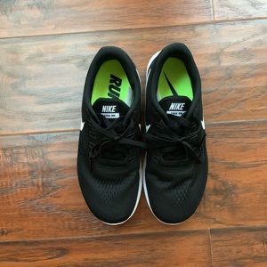 Nike Free Running shoe